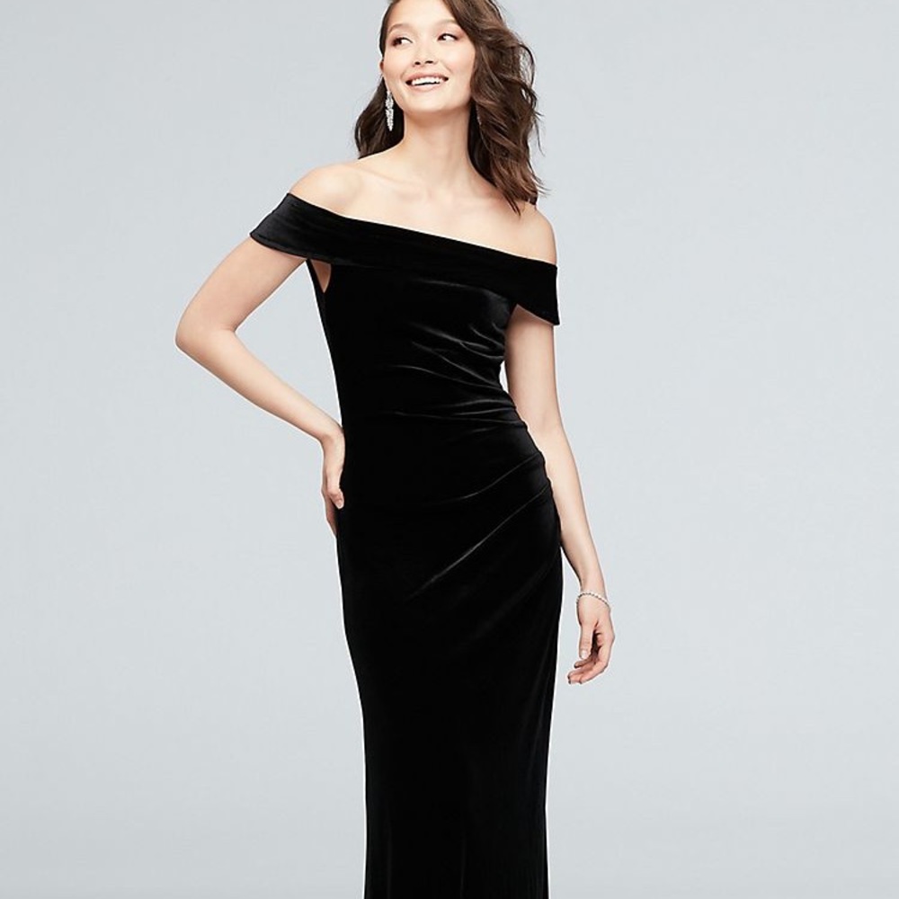 Black Velvet, Off the Shoulder, Bridesmaid Dress